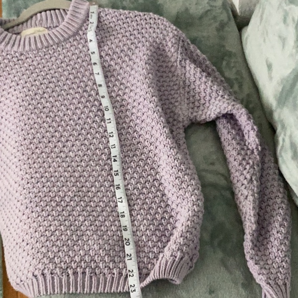 Universal Thread Small Lavender Gray Crocheted Cr… - image 8